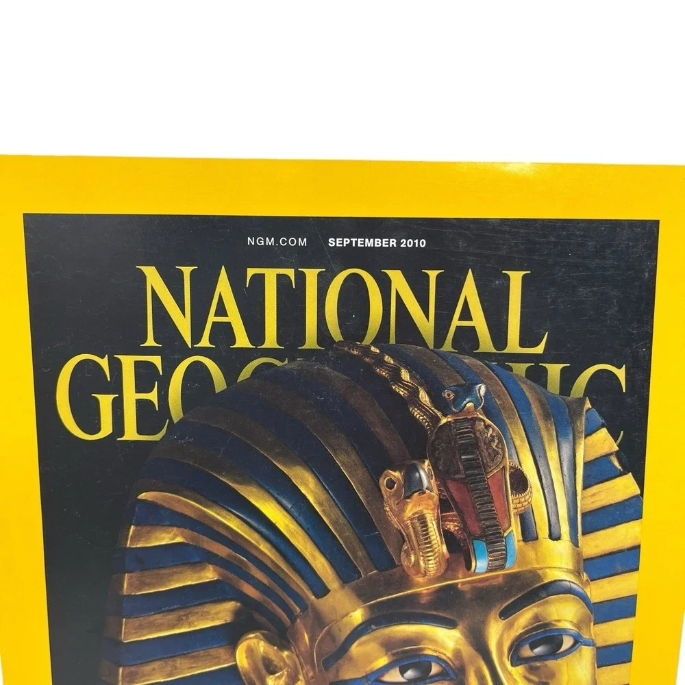 National‎ Geographic Magazine September 2010 King Tuts DNA, Aussie Island, Eels